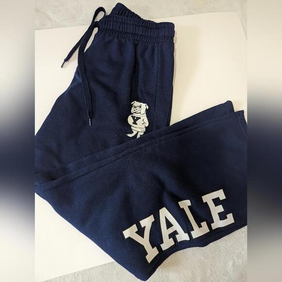 YALE Track pants Mens Medium - Picture 3 of 4